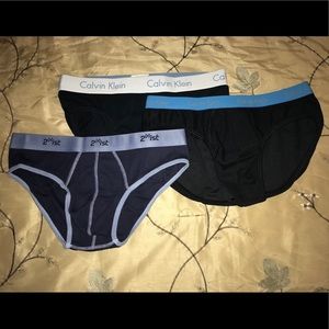 Lot of 3 briefs